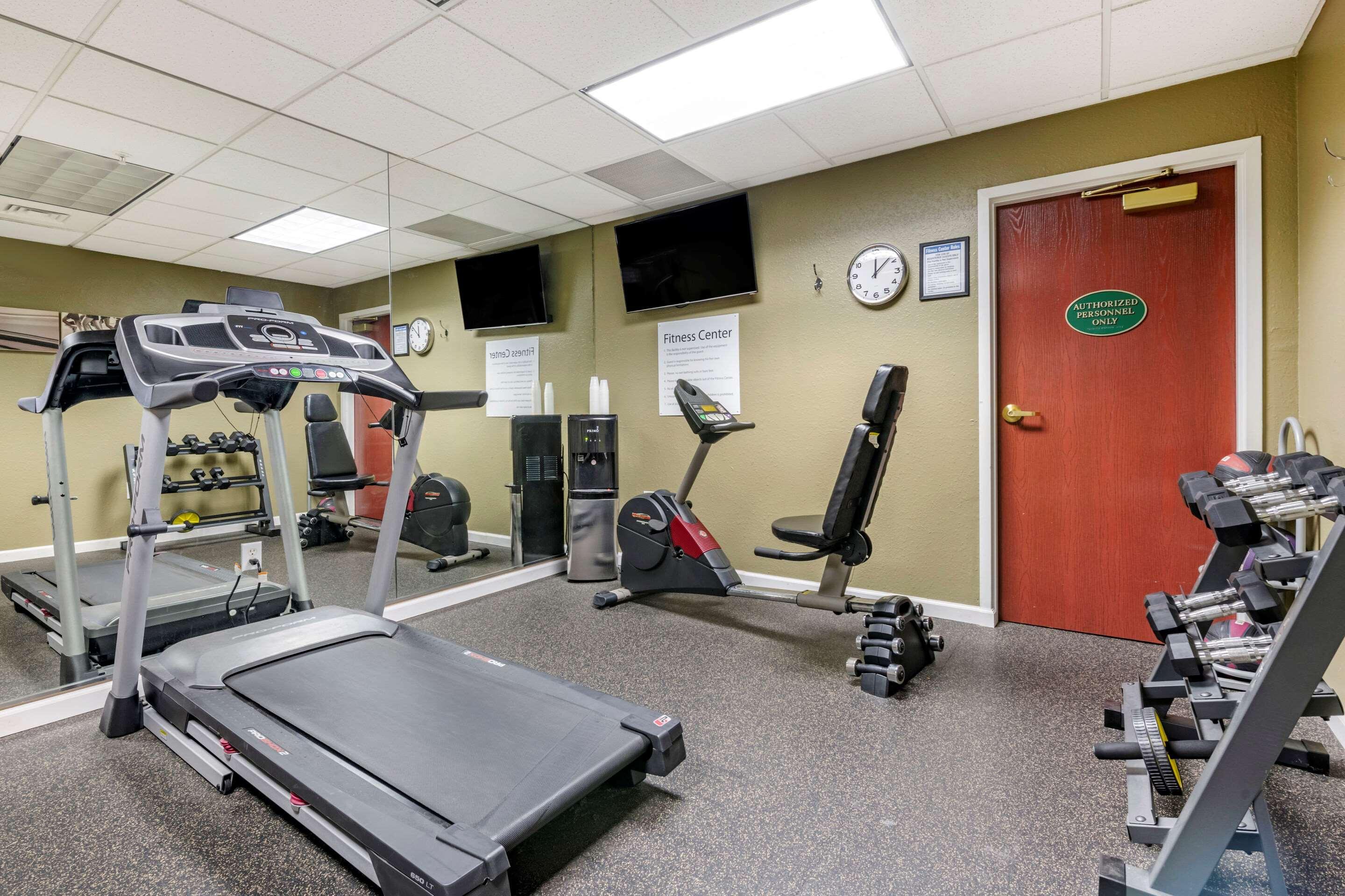 Quality Inn Zephyrhills-Dade City Exterior photo